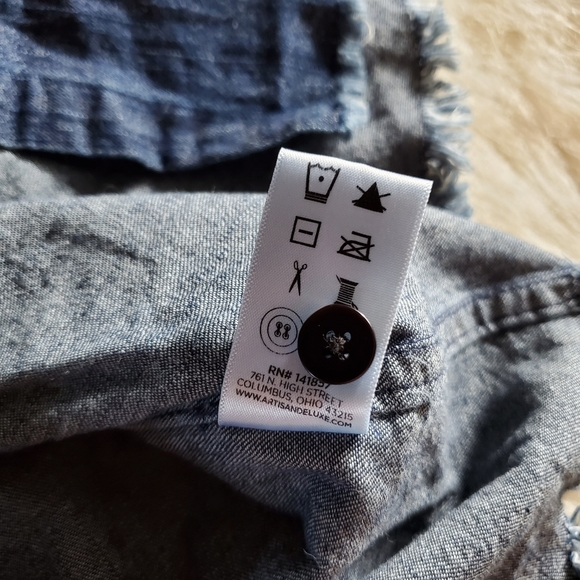 Anthropologie Artisan De Luxe Patchwork Chambray Button Down XS NEVER WORN - Picture 10 of 13